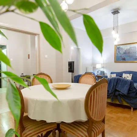 Apartment Overlooking The Old Bridge Chalkida