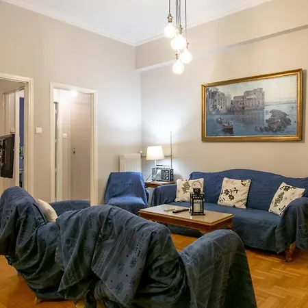 Overlooking The Old Bridge Apartment